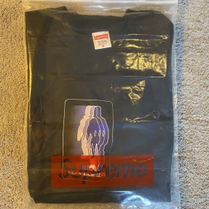  Supreme tröja - Helt ny Supreme tröja som aldrig varit använd 