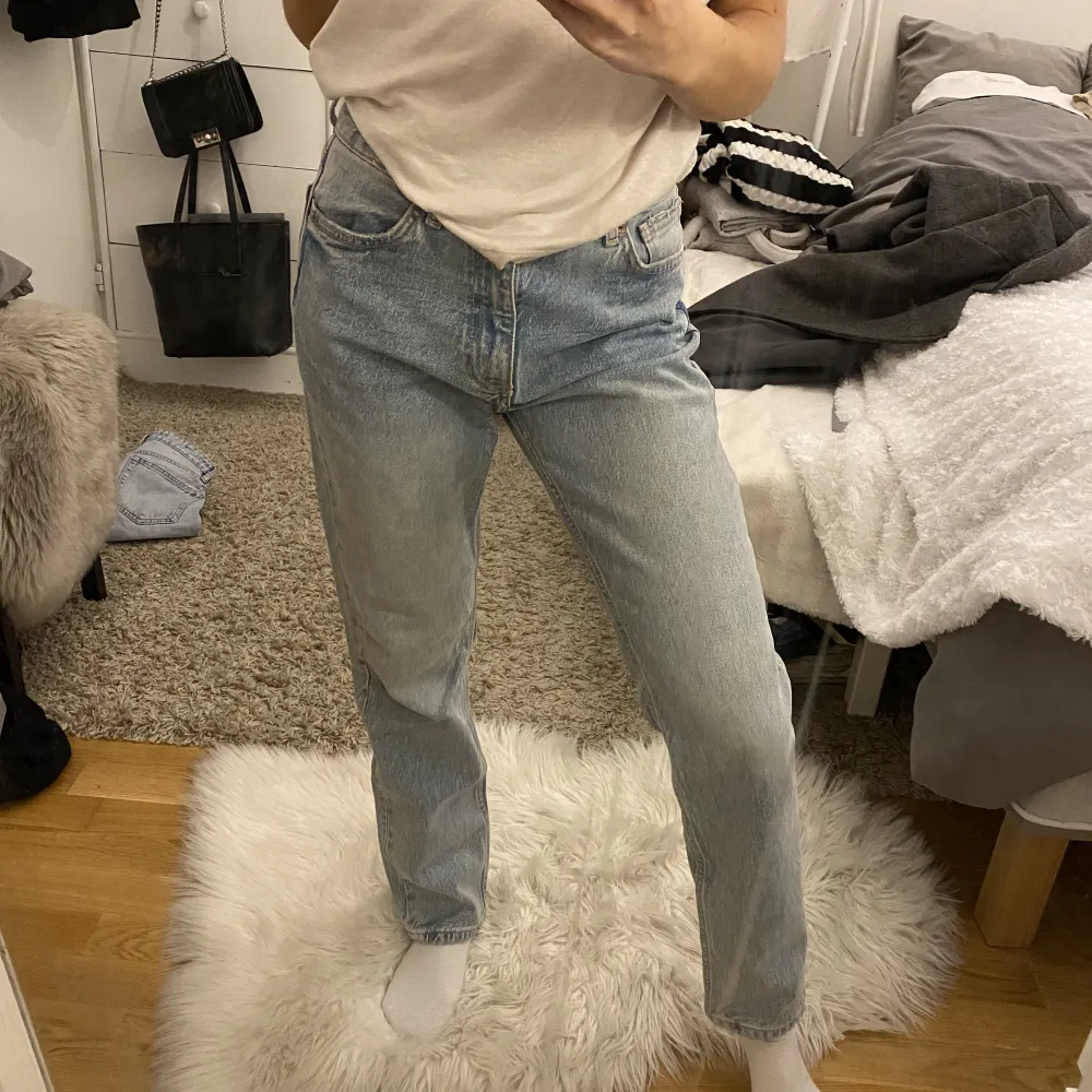Blåa jeans från Zara! Nyskick. Jeans & Byxor.