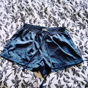 Shorts from Lager 157. Size M. 