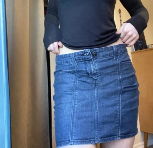 Levis kjol - Vintage levis kjol köpt i frankrike, passar mig som har S :)