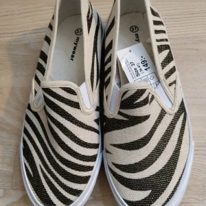 Skor - Helt nya skor till sommeren