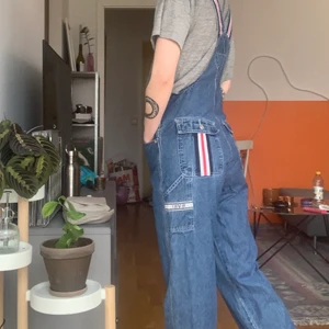 Dungarees - Tvärsnygga, köpta second hand