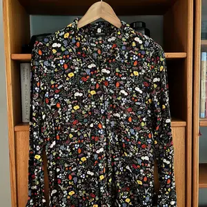 Zara collar shirt, flower pattern 