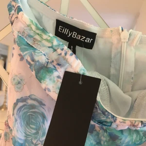 Långklänning - Helt ny från SHEIN.Storlek s men tycker den är mer som xs