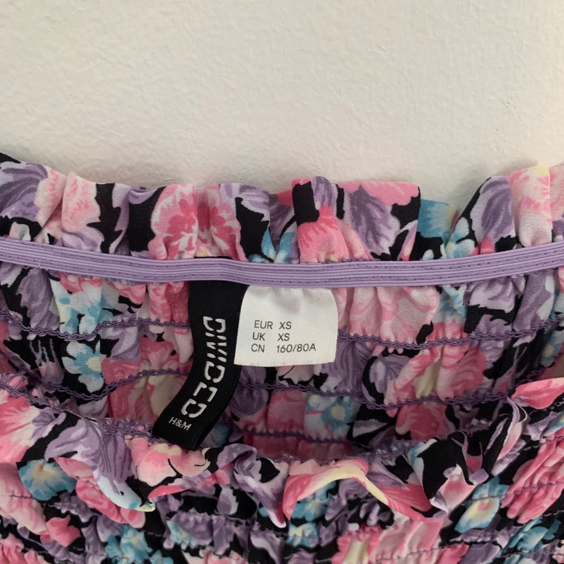 Blommig topp från H&M - 91