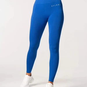 Slipstream tights Relode  - Slipstream tights cobalt blue. Supersköna och strechiga! Säljes då de ej används. Väldigt sparsamt använda. Nypris 600kr.
