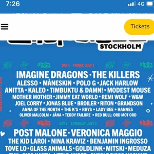 Lollapalooza biljetter - Hej! Jag och min kompis säljer två Lollapalooza biljetter från fredagen. Vi säljer de för 800kr var och nypriset är 2700kr. Vi säljer både biljetter så tyvärr går det inte att endast köp en biljett. Du får mailen på biljetterna så fort du har swishat ❤️❤️