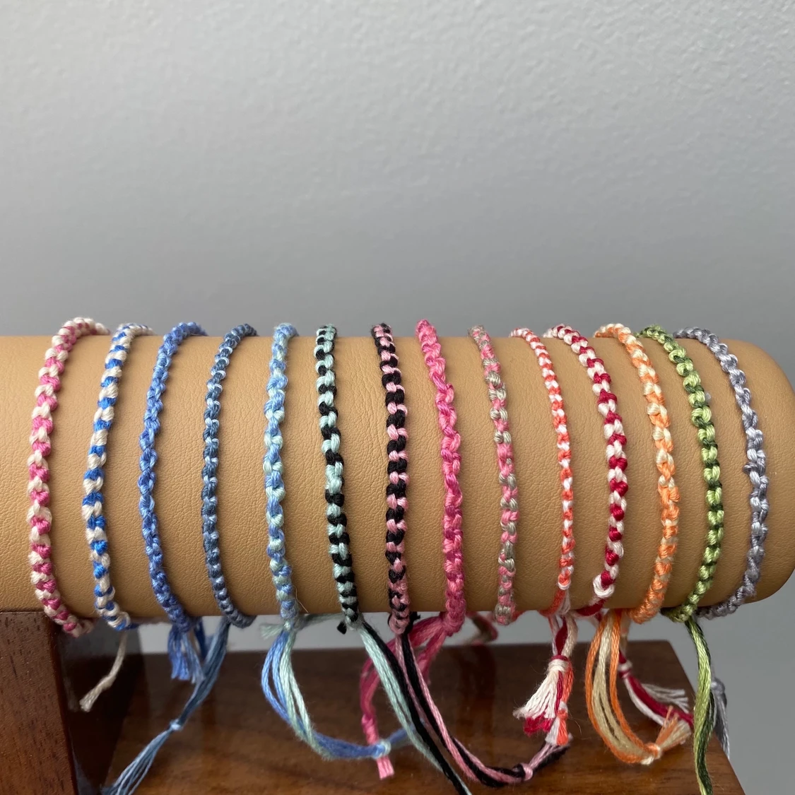 Flätade armband - 90