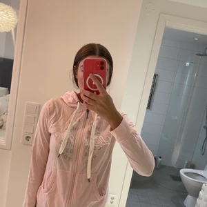 Lexington munkjacka  - Munkjacka från lexington knappt använd. Ser finare ut i verkligheten! 