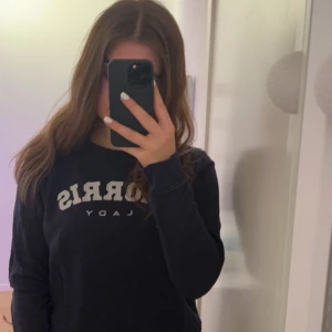 Morris tröja stl M - Marinblå tröja från Morris! Ej används mycket och är i fint skikt!