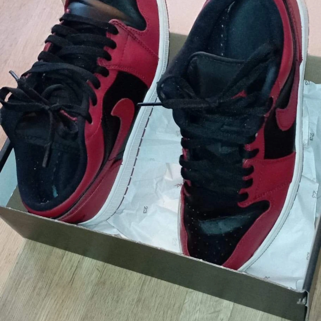 Jordan 1 gym red black  - 90