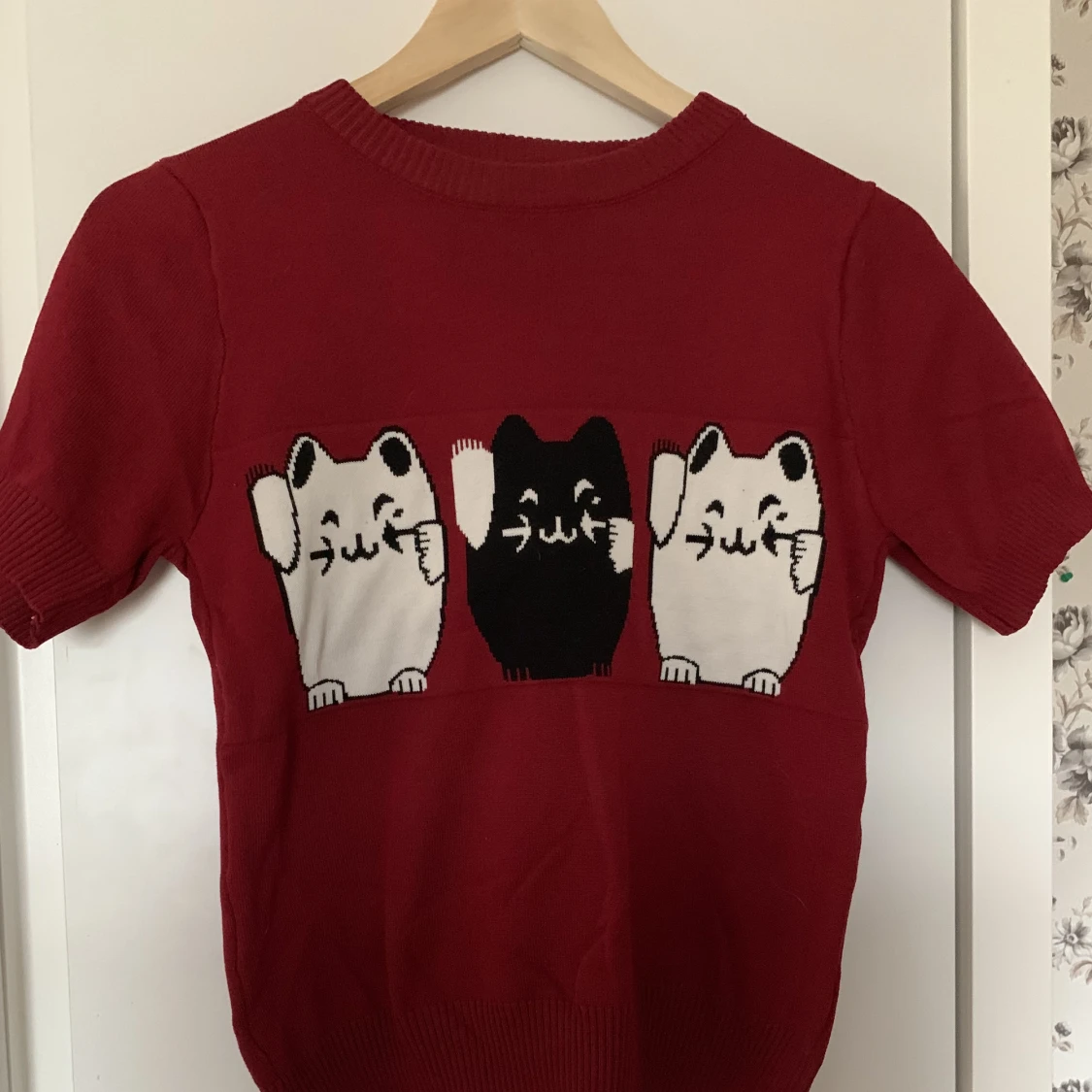 Gullig tröja med katter