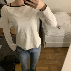 vit långärmad  - snygg