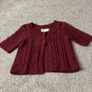 Trekvartsärm kofta  - Jättefin trekvartsärm kofta!!😍😍