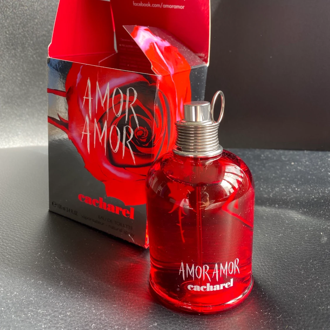 Cacharel parfym