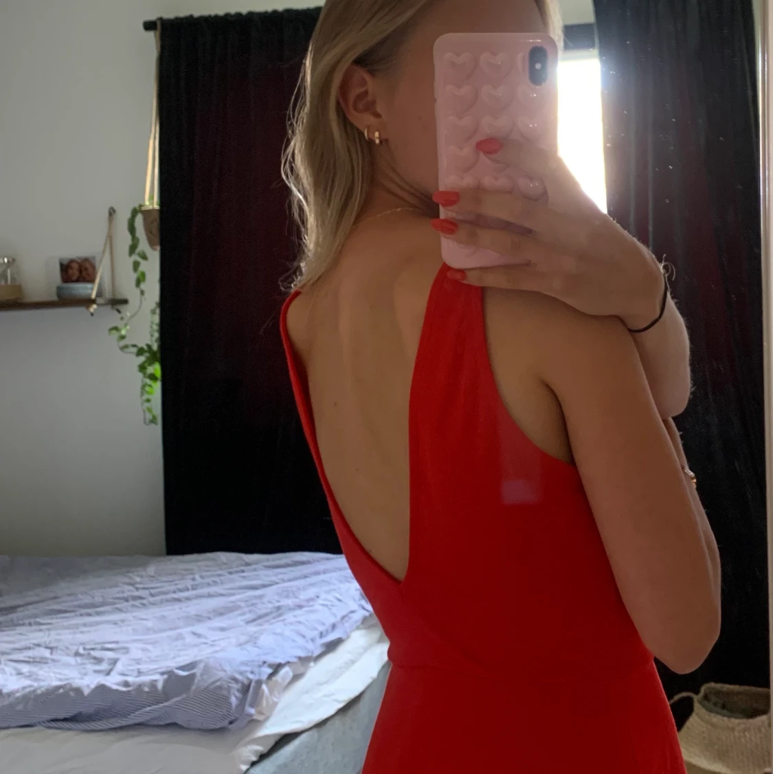 Röd klänning  - 91