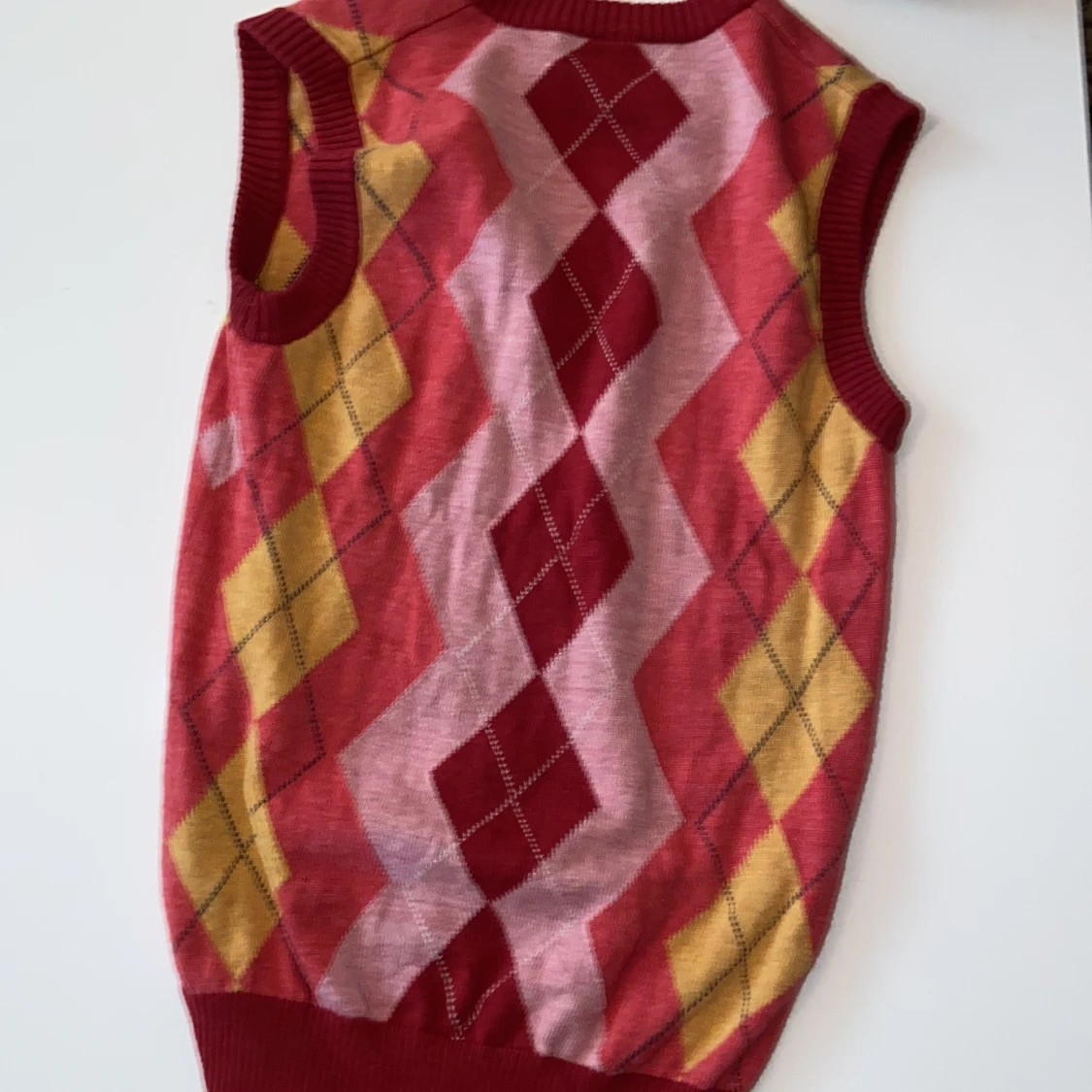 Stickat möstrigt linne  - 91