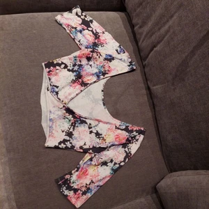 Topp - Väldigt gullig, skön och fin sommrig topp