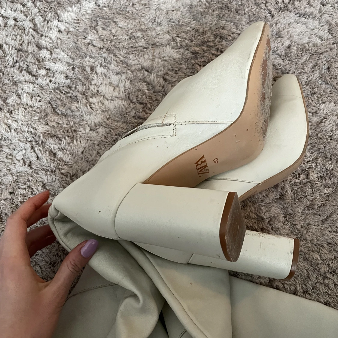 Vita knähöga boots  - 91