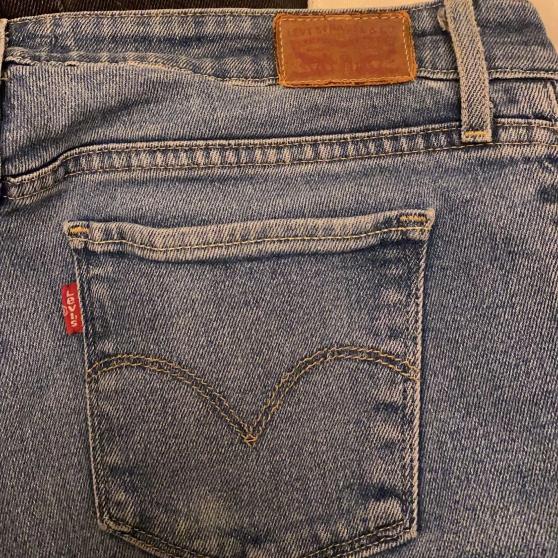 levis jeans
