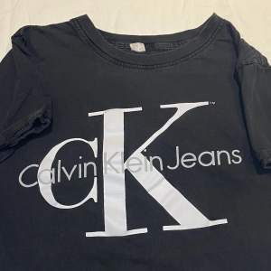 Svart Calvin Klein t-shirt Storlek Xs 