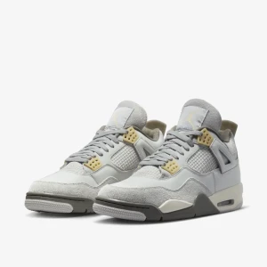Jordan 4 craft  - Jordan 4  påväg in till lagret. Storlek 44,5  Pris: 2999kr + exklusive frakt 🚚 