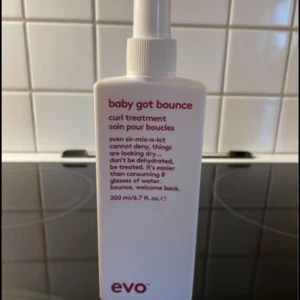 Curl treatment  - Endast testad men passade inte mitt hår 