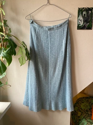 Söt blå stickad kjol! - Supersöt ljusblå stickad kjol!