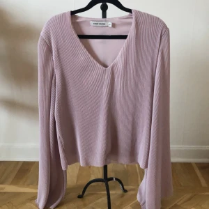 Blus  - Ljuslila blus