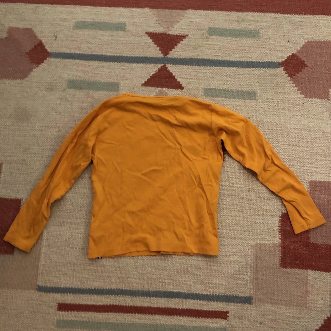 Orange långärmad tröja - 90