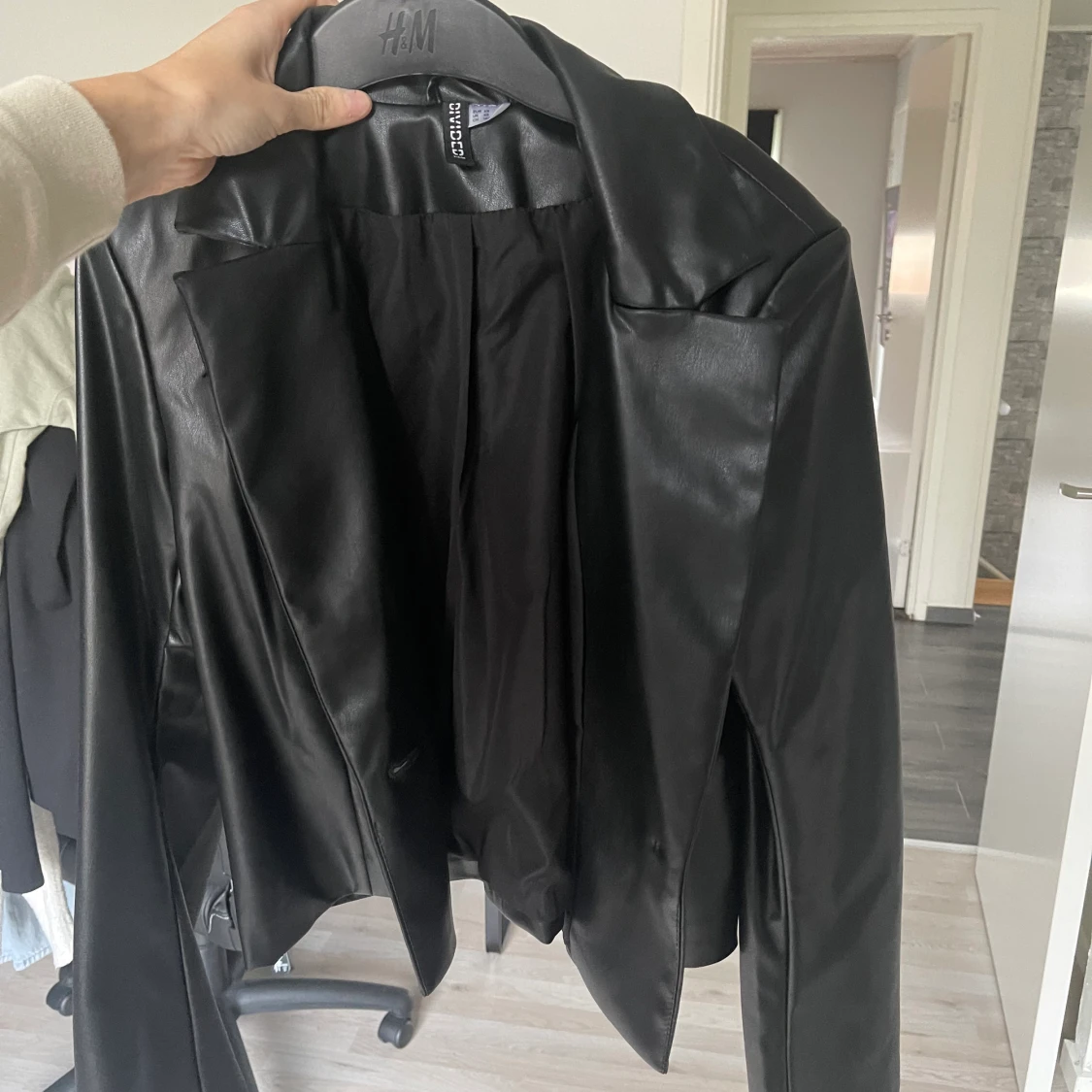 Kort läder kavaj  - 90