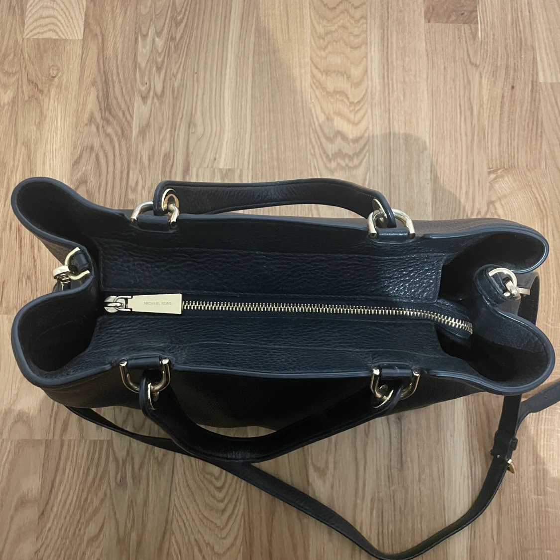 Michael Kors väska  - 90