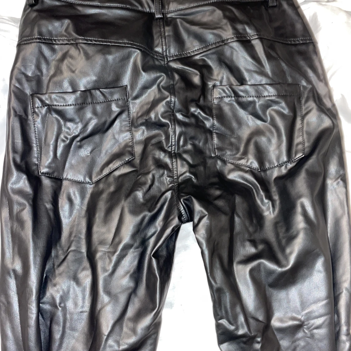 Skinnbyxor/ läderbyxor - 90