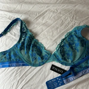 BH - LOUNGE - Oanvänd bh från lounge i strl 75a/ XS. Prislappen kvar!!😇 endast testad!⭐️sitter sååå fint på!