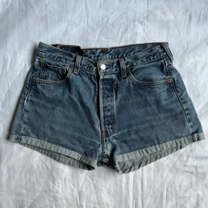 Levis shorts - Ett par snygga levis short 💙 W30L32