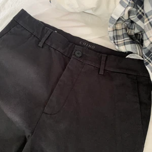 Chinos  - Chinos från Zara! Använd fåtal gånger💕