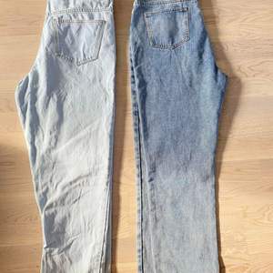1 par oanvända jeans från BOOHOO och 1 par från JDY, liten flöck på ljusa jeansen (se bild 3) men annars bra skick. Ljusa jeansen är använca ca 2 ggr