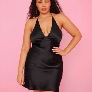 Everyday City Dress  - Säljer denna klänning från Biancas sista kollektion med Nelly.com då den tyvärr inte passar mig. 