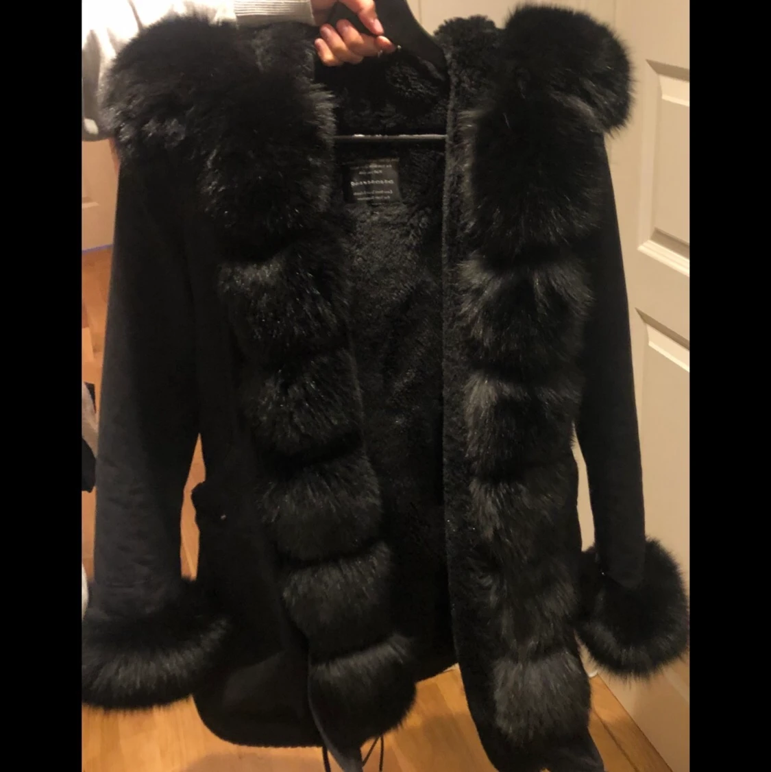 Svart pälsjacka (äkta)