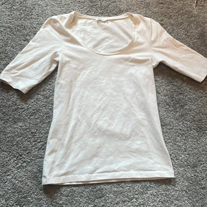 Helt vanliga t-shirts - Helt vanlig t-shirts från Filippa K