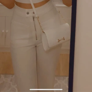 Kostymbyxor - Från BikBok bara testade 