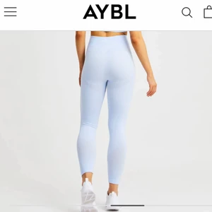AYBL tights  - Säljer mina AYBL tights storlek S. Använda 2 ggr endast. Ny-skick! Sköna, seamless! 