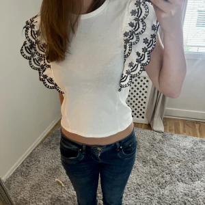 Zara tröja - Säljer denna söta topp från zara!🥰