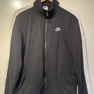 Nike tröja  - Nike tröja storlek S