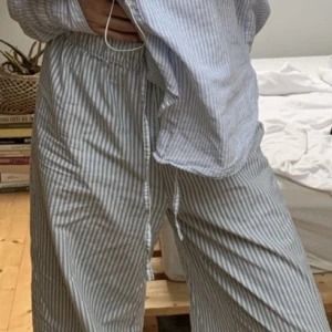 Pyjamas byxor  - Säljer dessa super fina pyjamas byxor (lånad bild) skriv för mer information och bilder!❤️
