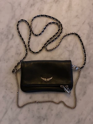Zadig väska - Säljer denna fina Zadig väska som inte kommer till användning,väldigt bra skick 