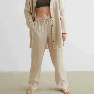 Linnebyxor  - Linnebyxor från hm home storlek S!