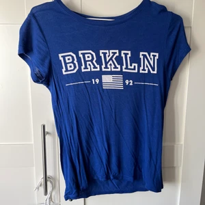 Blå t-shirt💞 - Helt ny blå t-shirt i jätteskönt material💞