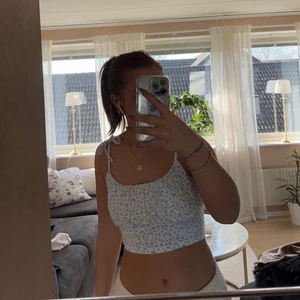 Sommar topp💕 - Super söt, aldrig använd💕