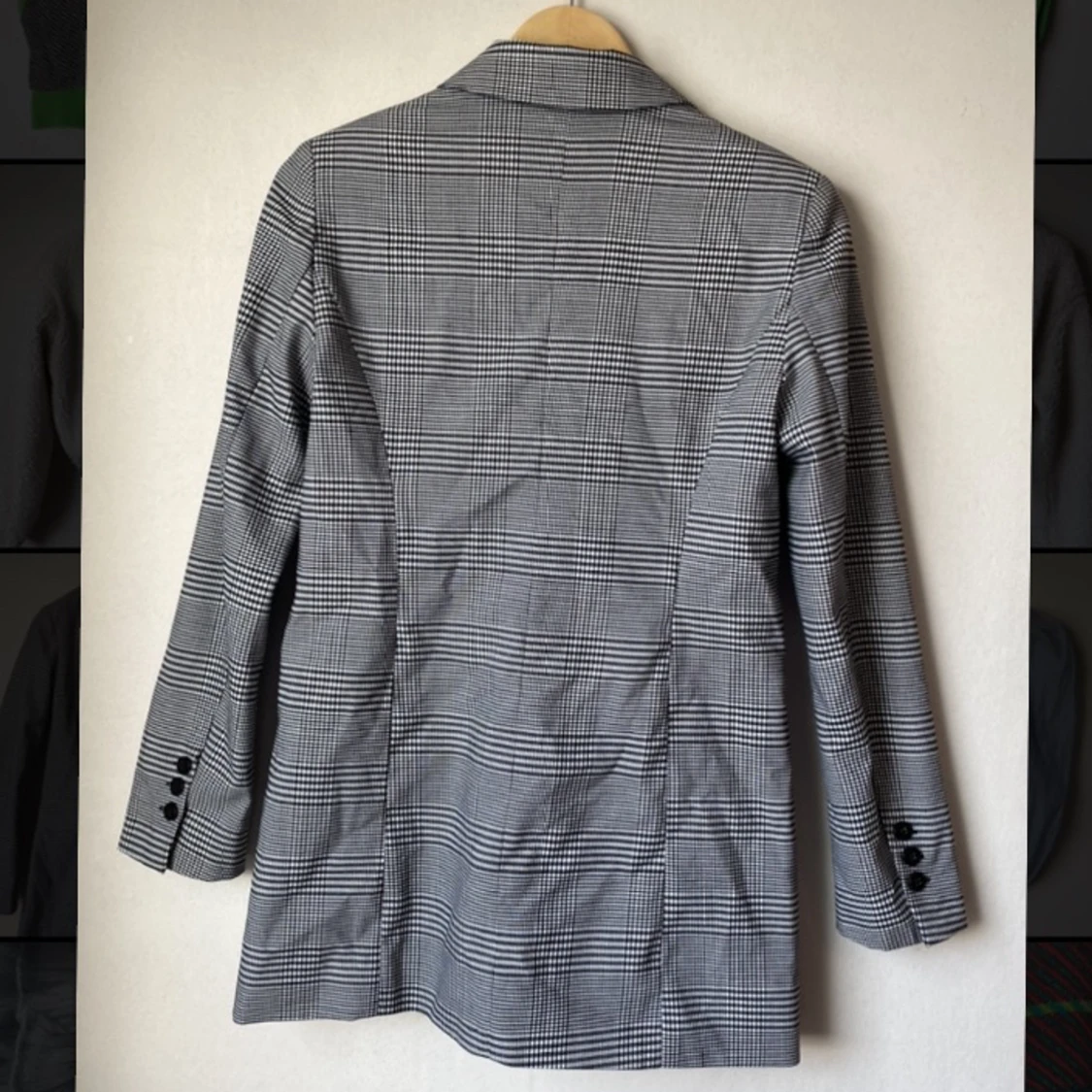 Gina Tricot blazer in black and white - 90